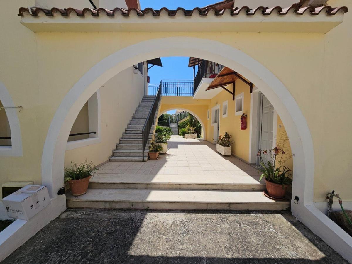 Tondoris Sidari (Corfu)